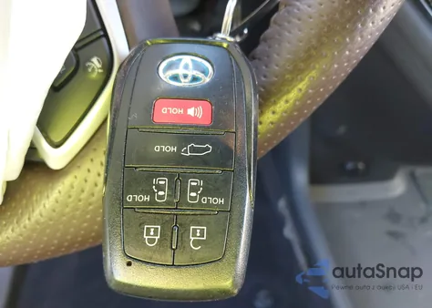 2021 Toyota Sienna Platinum z USA, uszkodzony, nr VIN 5TDERKEC8MS008585